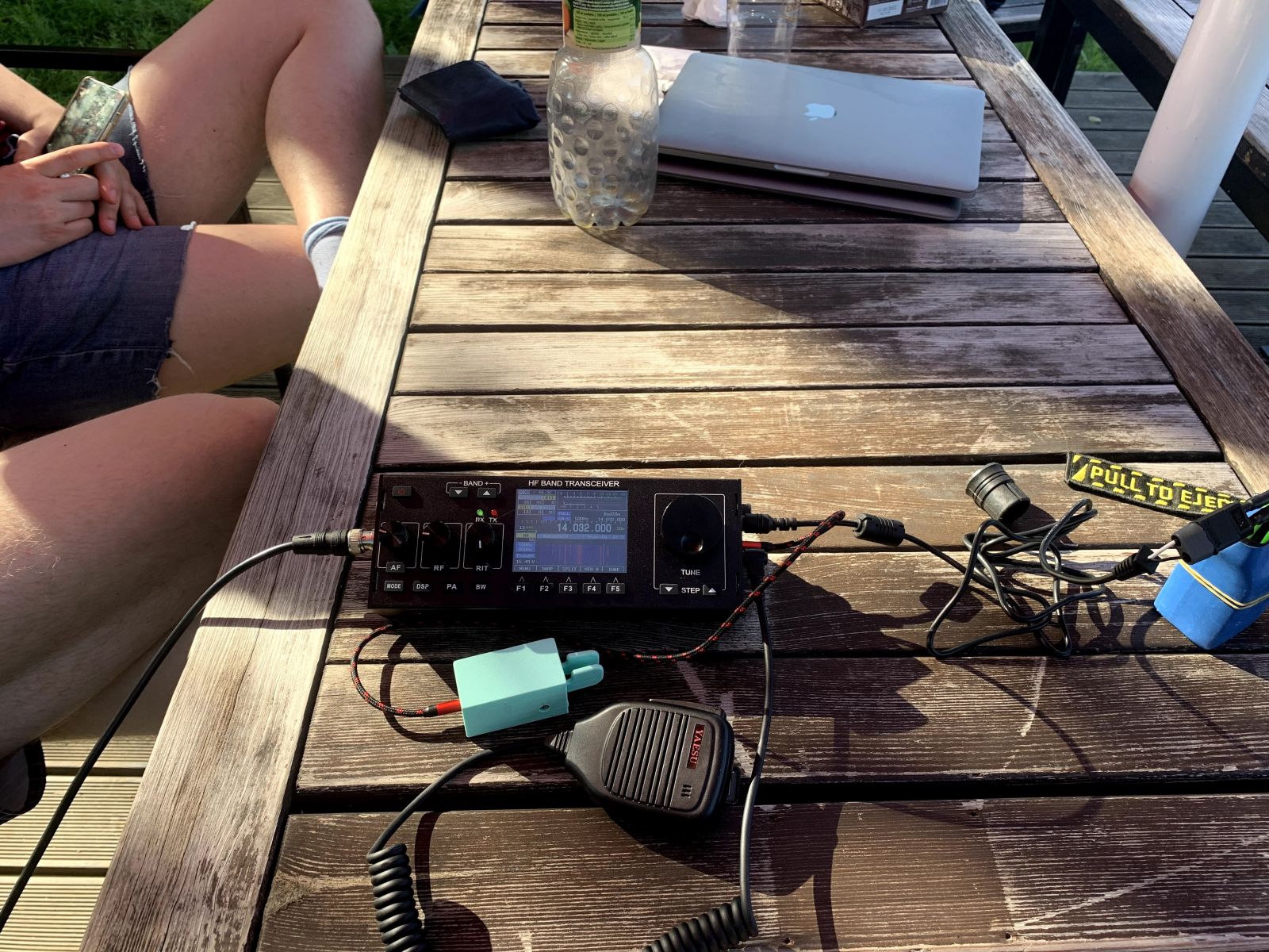 1000 DELUXE VHF MONITOR 受信機 FBI-1000 1000 DELUXE VHF MONITOR 受信機 FBI-1000 Maxon TPD-1000 DMR
