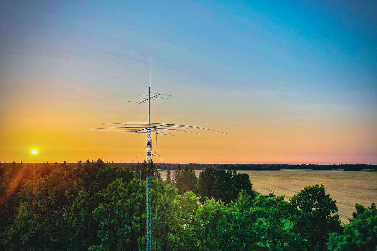 Primary Image for ES2B