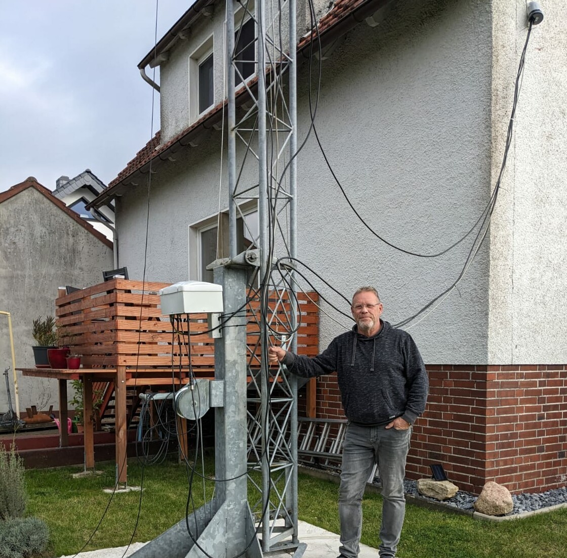 Primary Image for DL3YEE