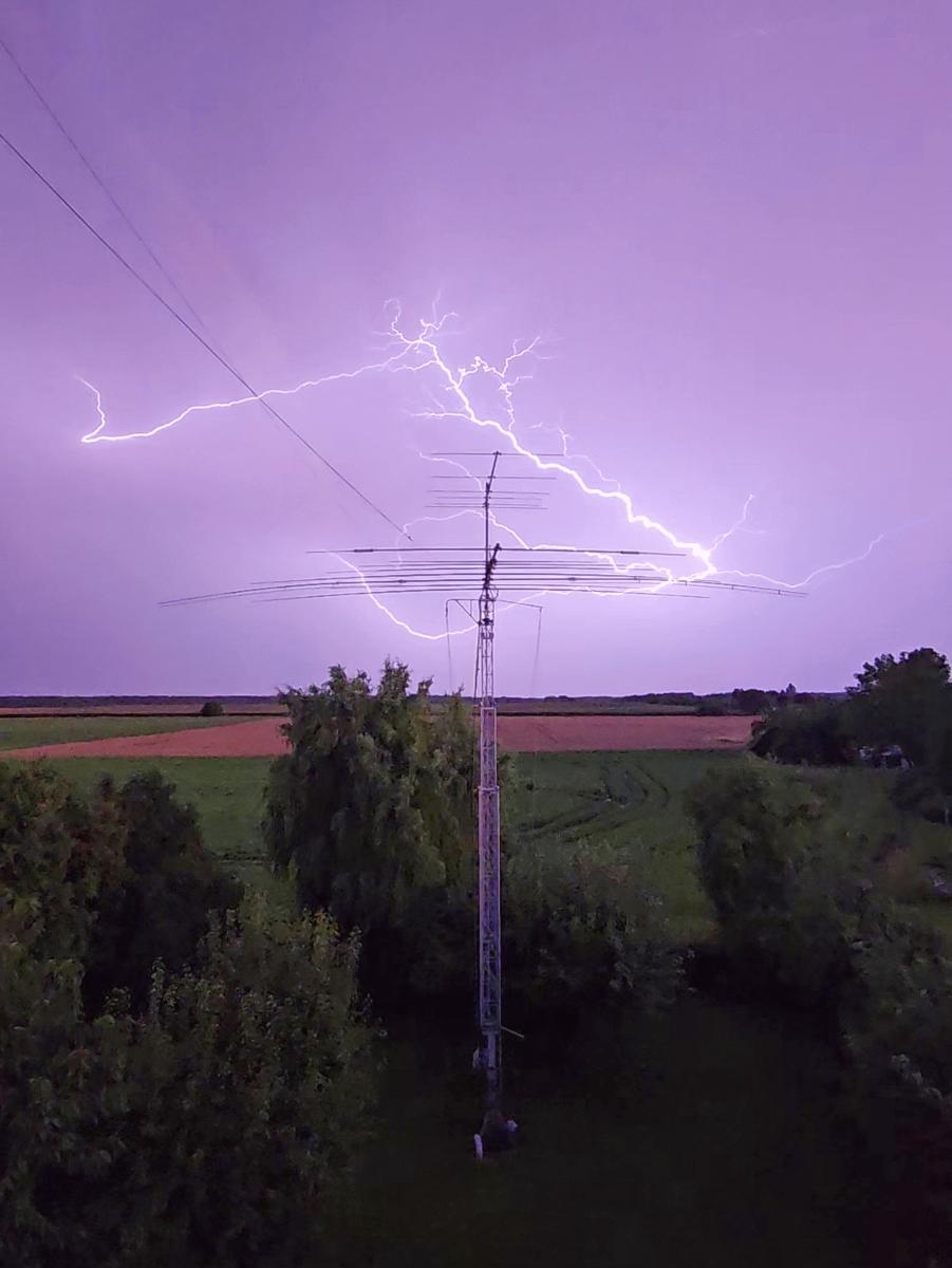 Primary Image for DM5EE