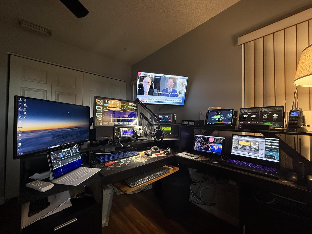 Primary Image for AA1FF