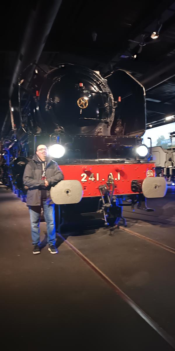 Primary Image for F4LHF