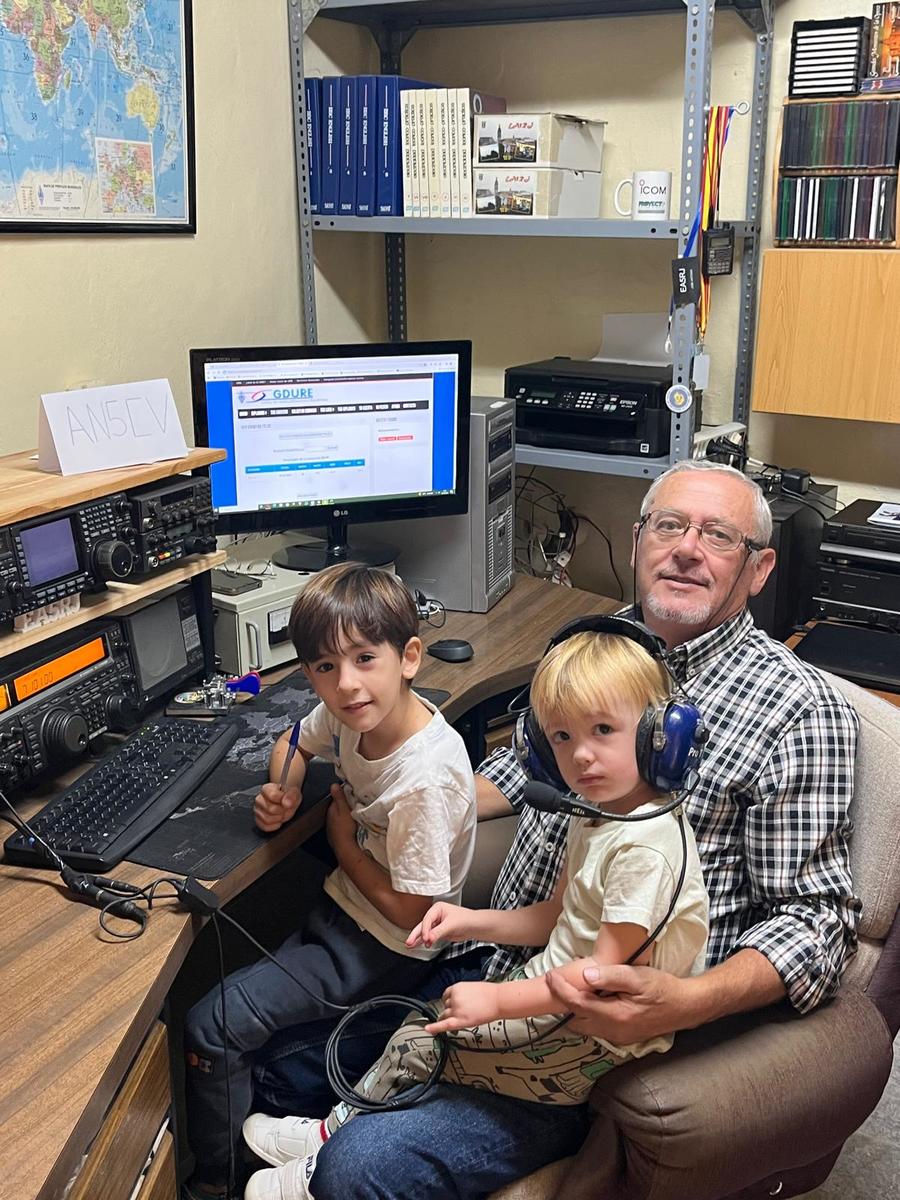 Primary Image for EA5RJ