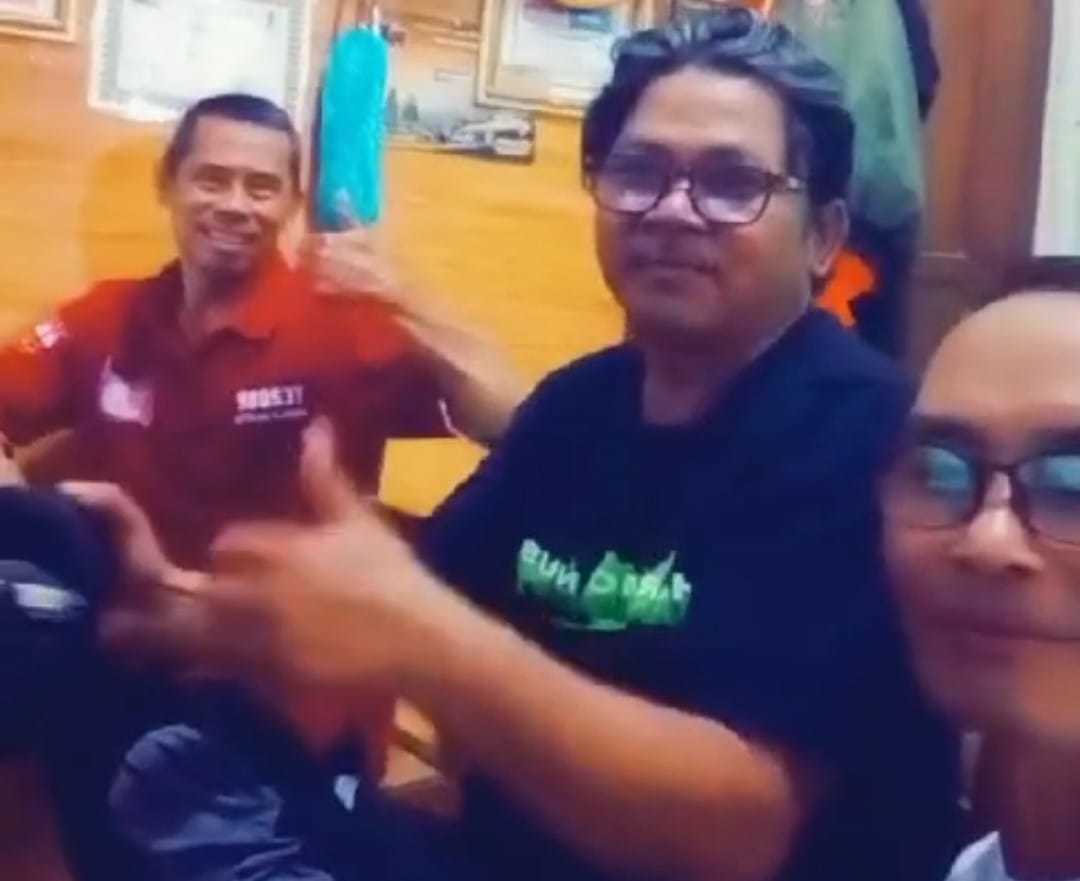 Primary Image for YE2BKJ