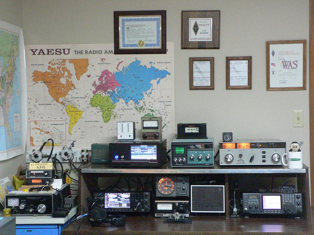 AJ4L - Callsign Lookup by QRZ Ham Radio