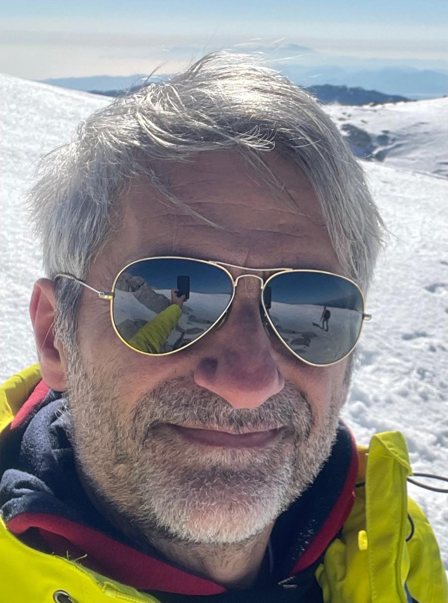 Primary Image for SV1IUM