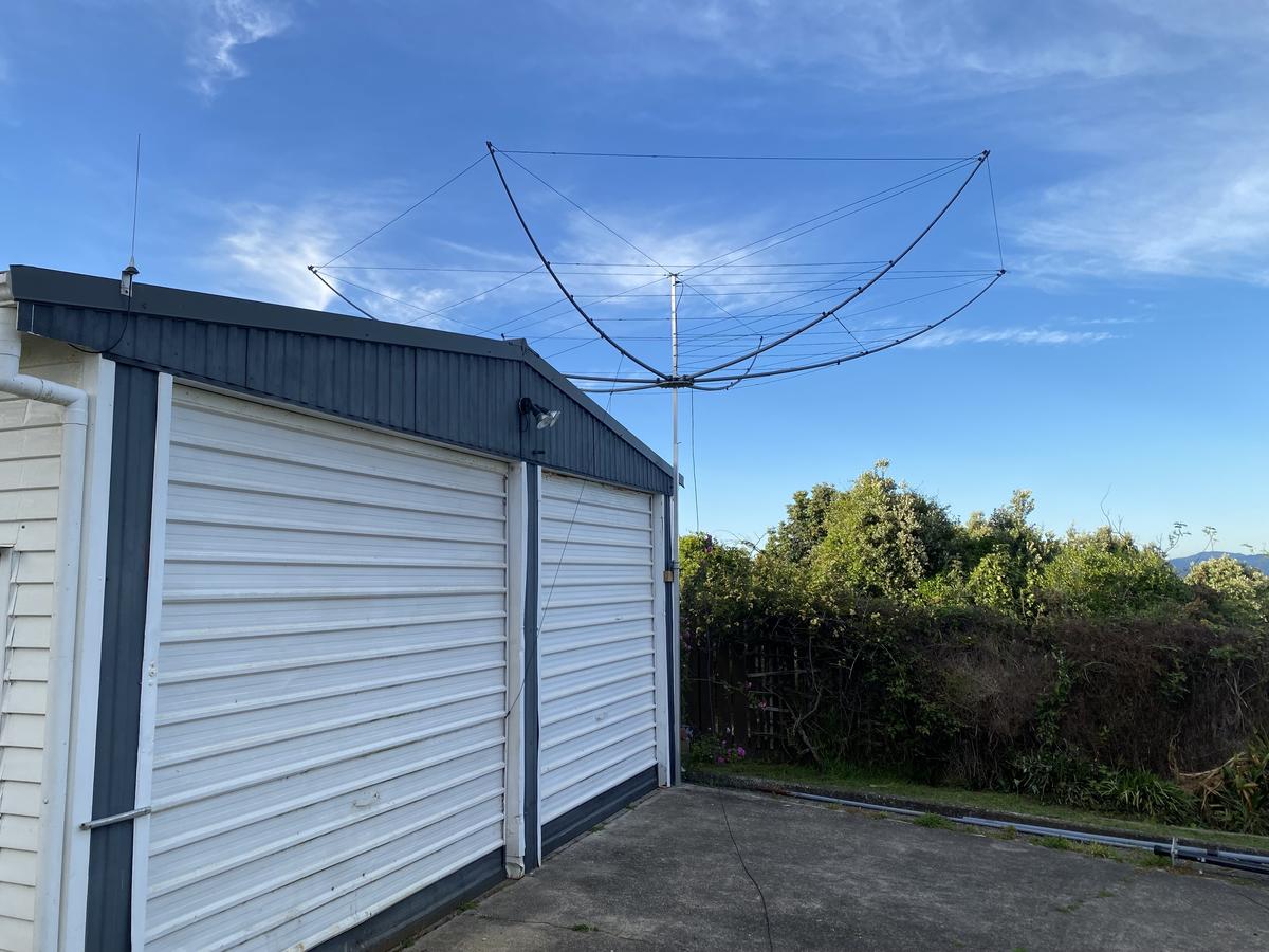 ZL1HIM - Callsign Lookup by QRZ Ham Radio