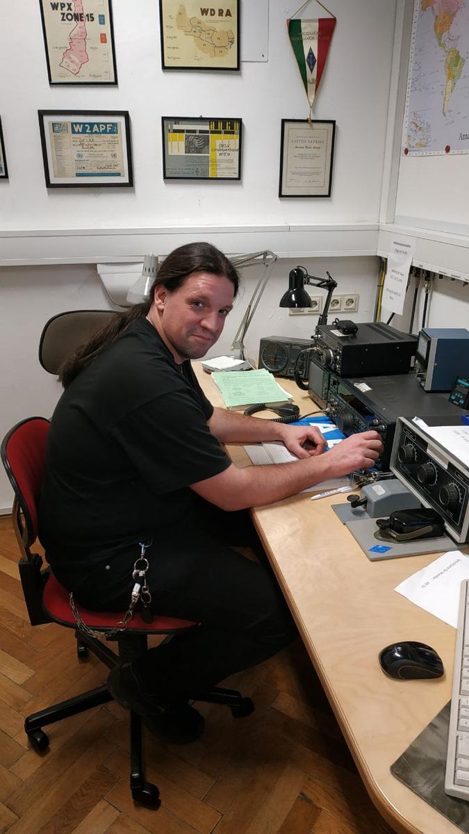 Primary Image for OE1LON