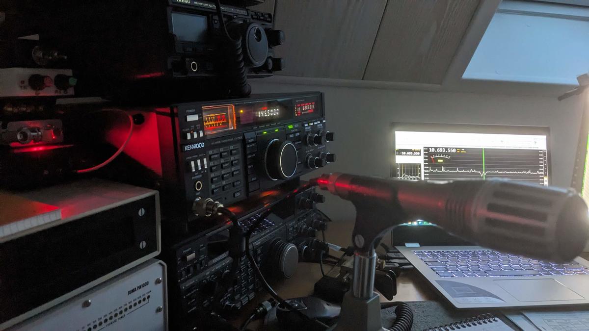 Primary Image for F1SZP