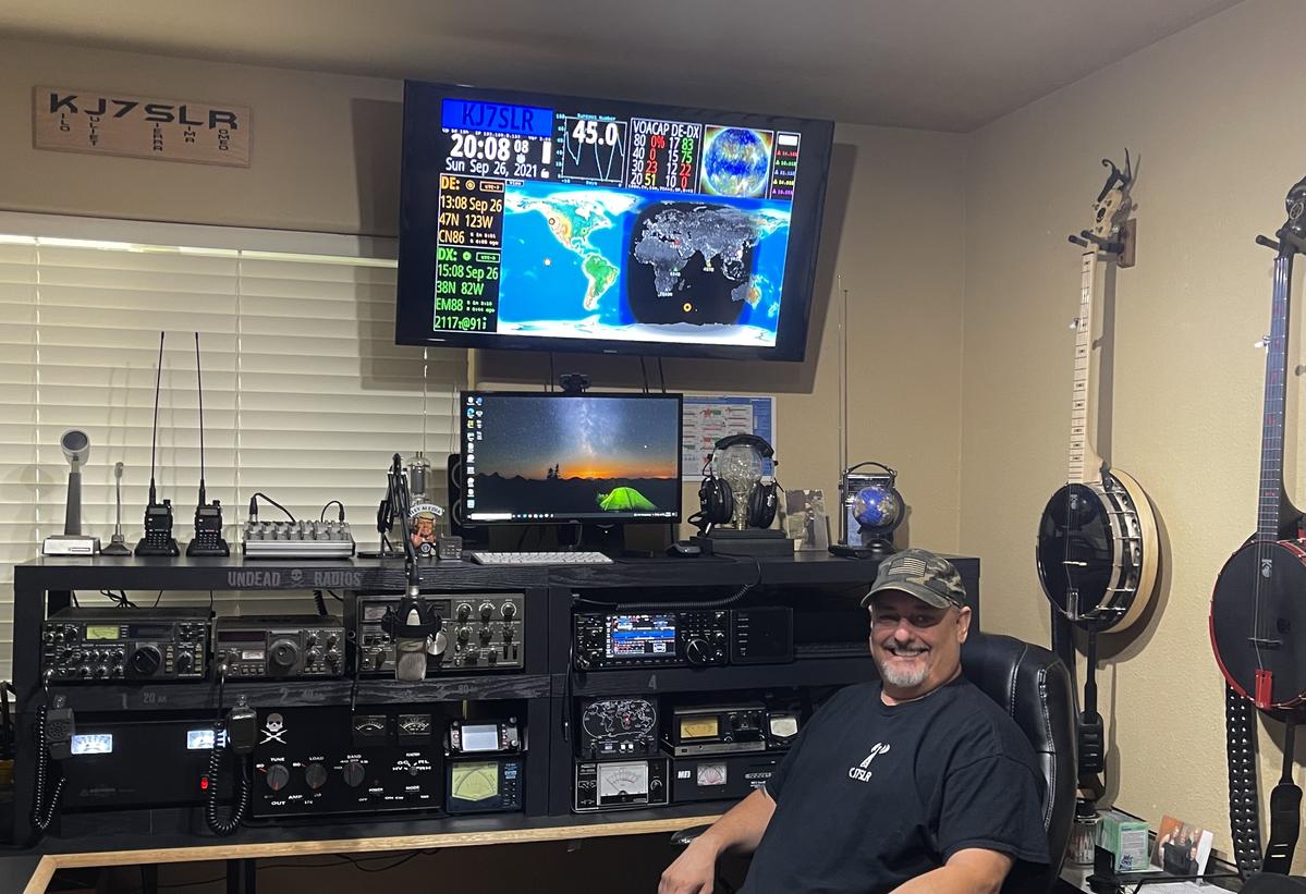 Primary Image for KJ7SLR