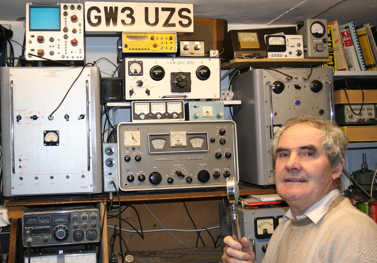 kazu_rbo　DPA-VUED 144MHz/435MHz 14MHz Ham Amateur Radio 20 Meter Band HF QRP Compact BNC