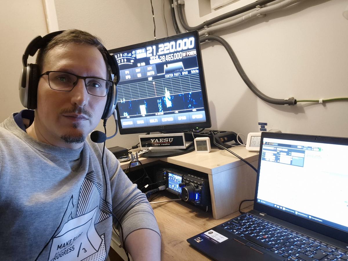 Primary Image for OM5HIT