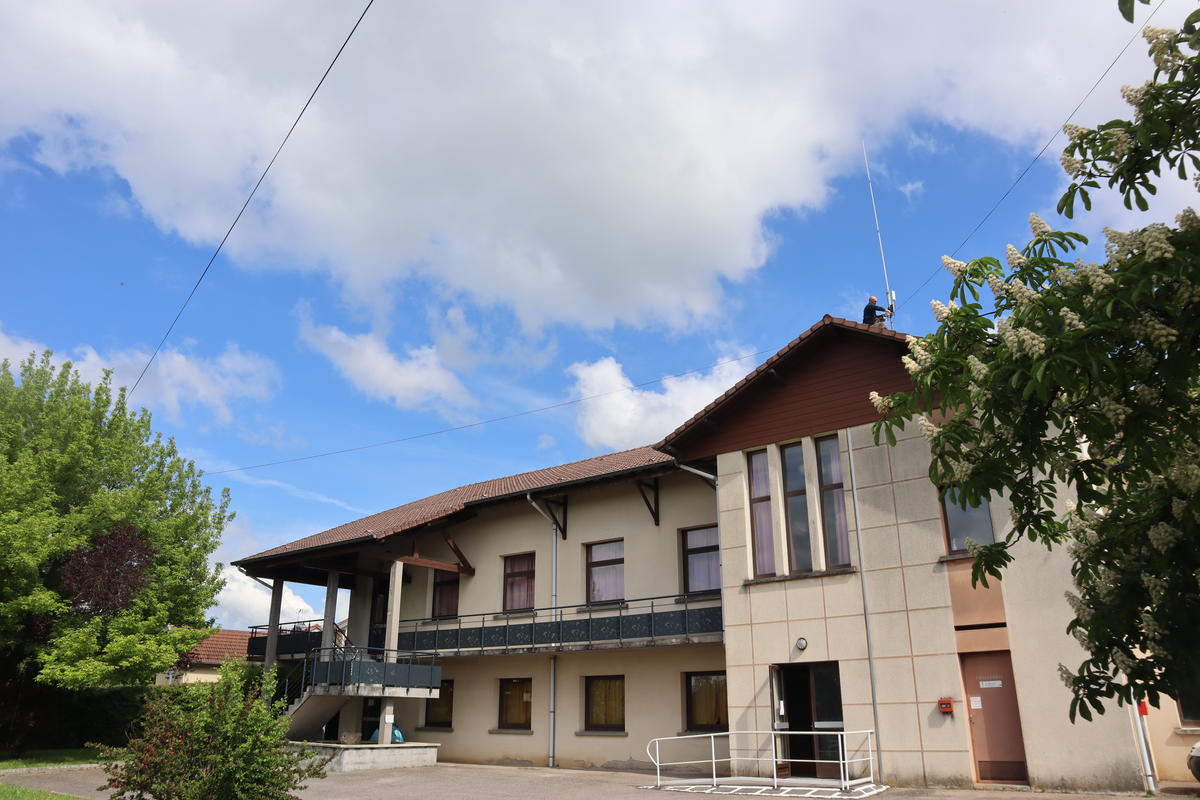 Primary Image for F1ZBU