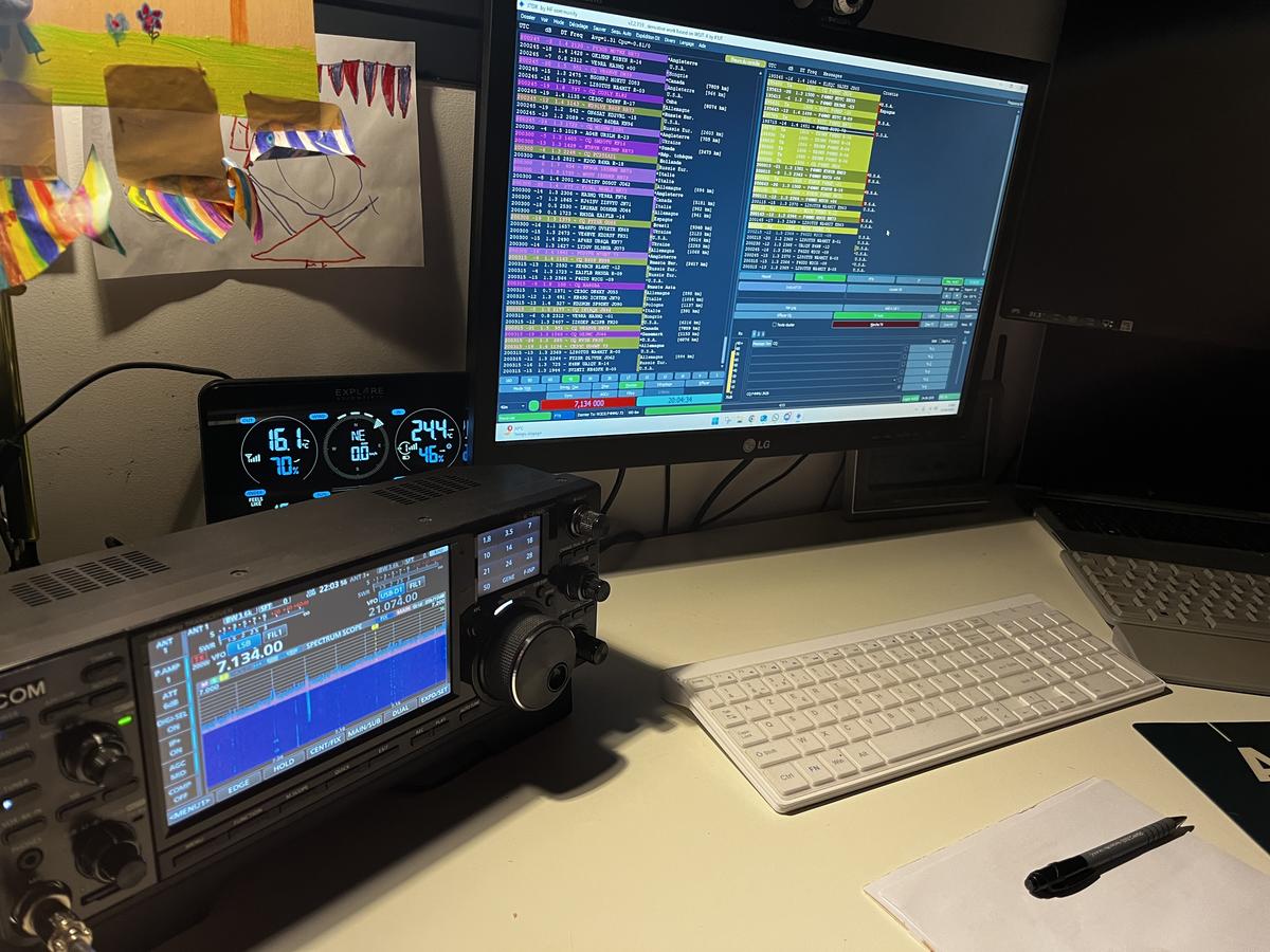 Primary Image for F4MMU