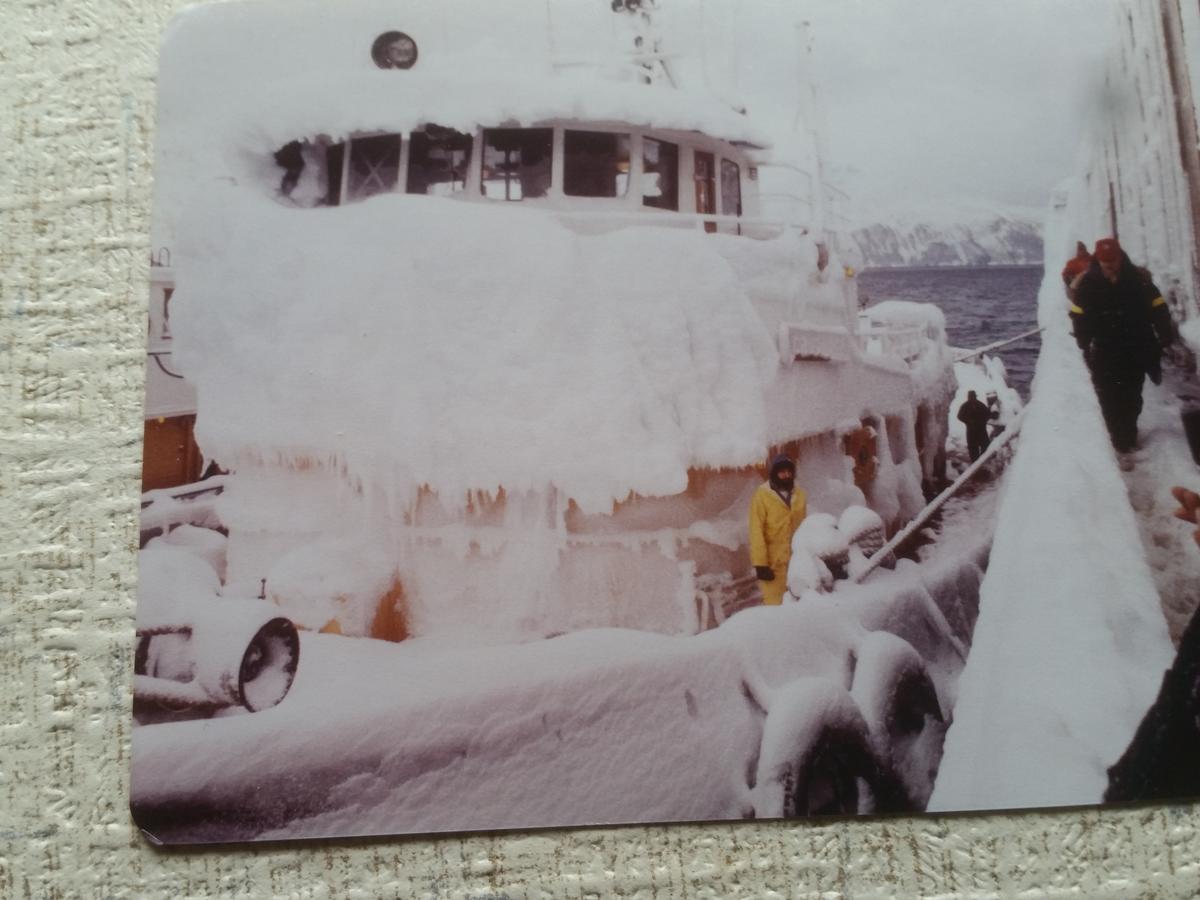 Primary Image for KL7EU