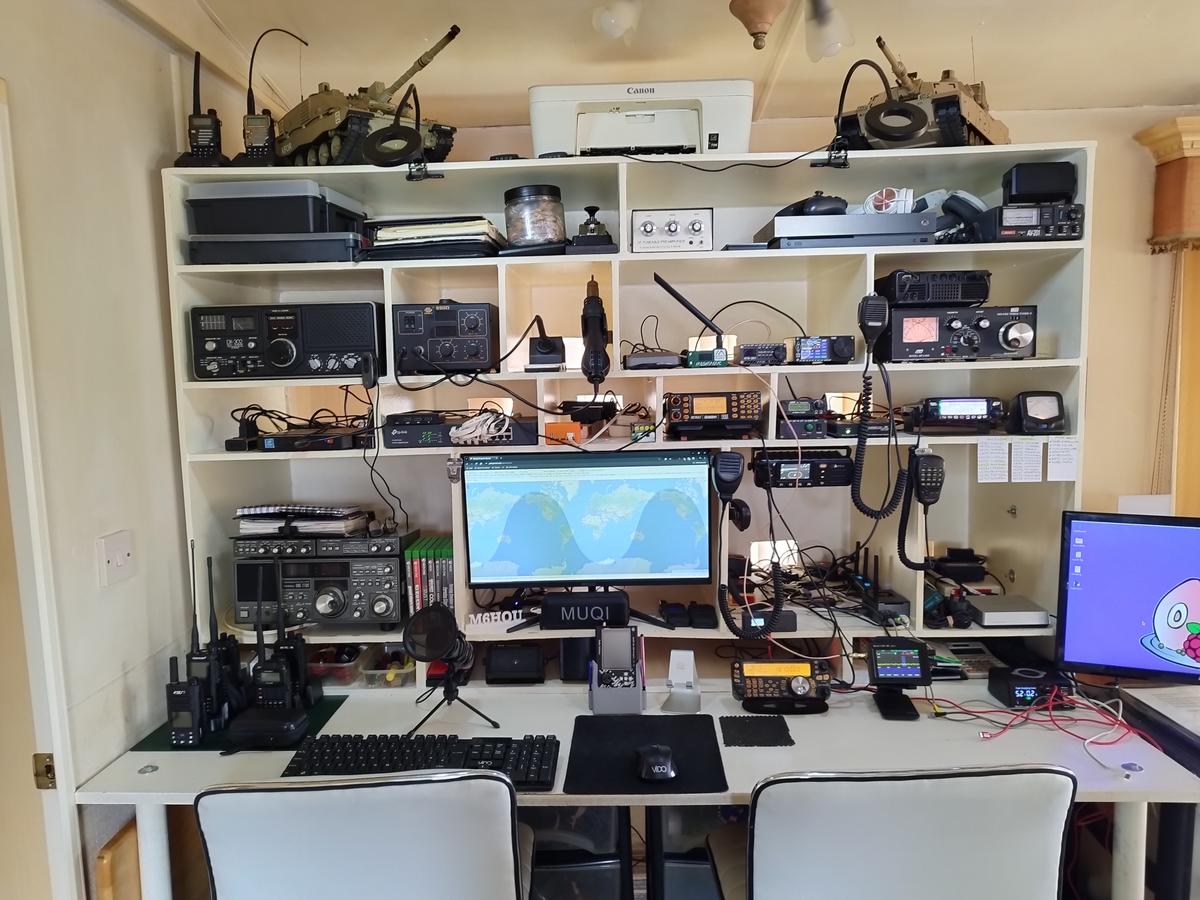M6HOU - Callsign Lookup by QRZ Ham Radio