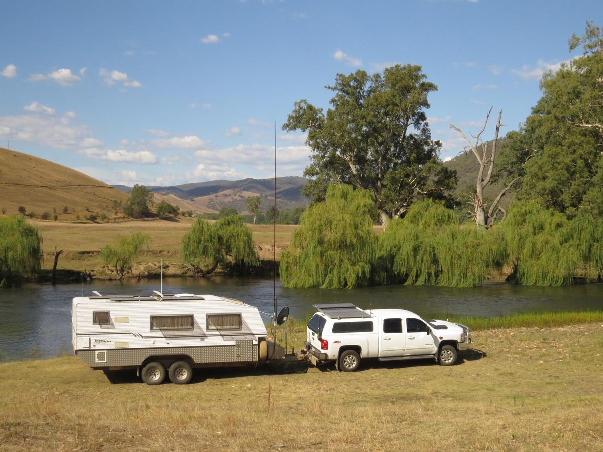 Primary Image for VK2RU