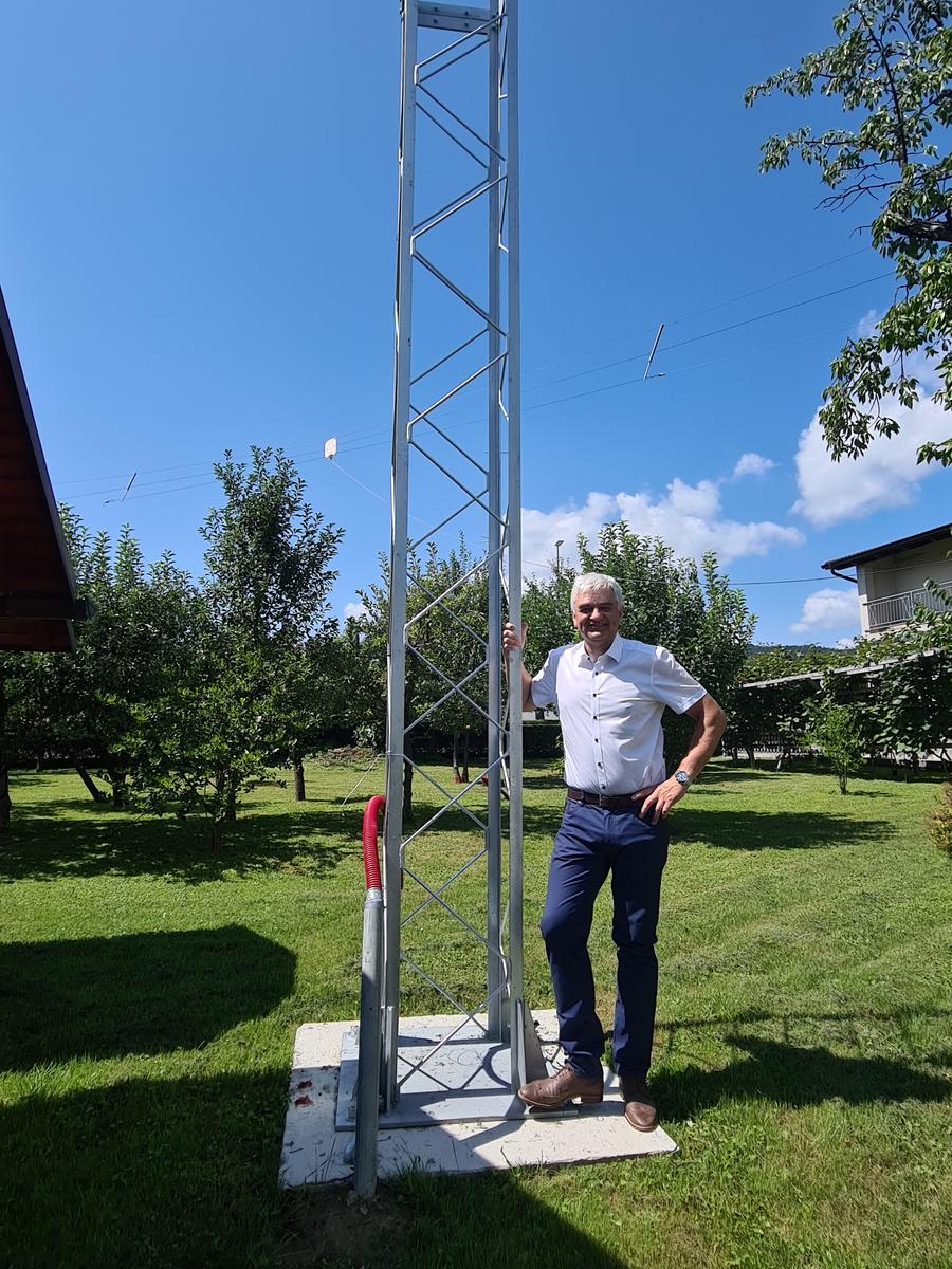 Primary Image for S52TW