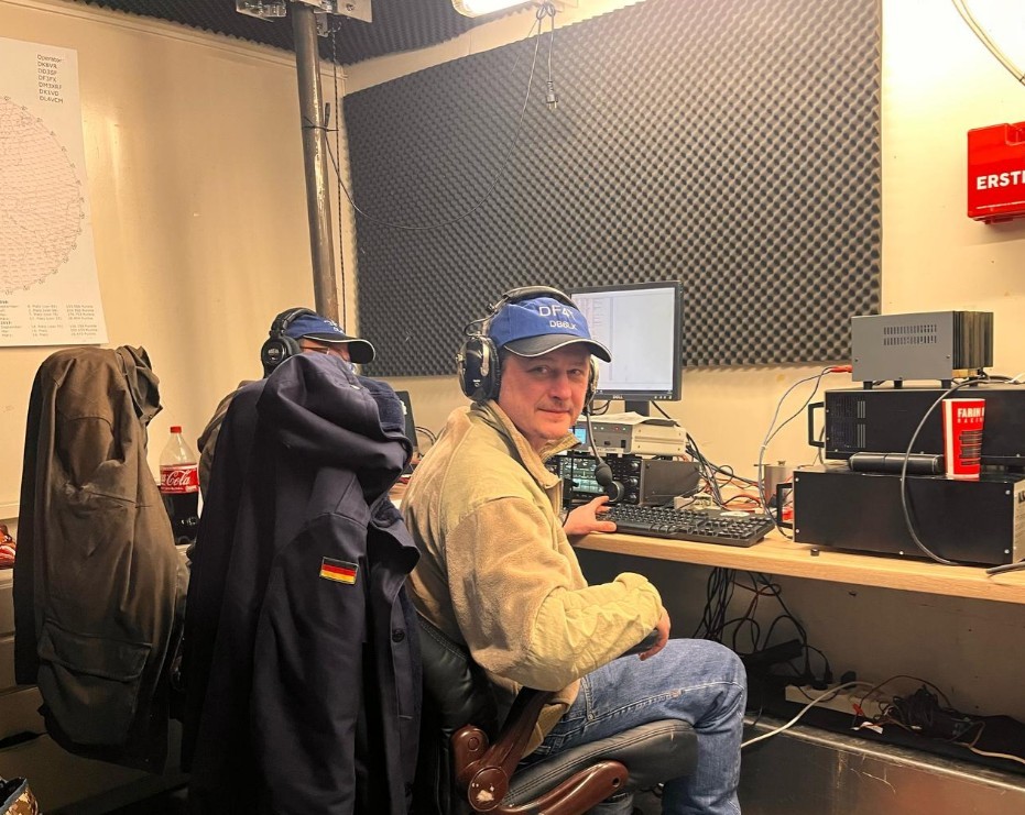 Primary Image for DB6LX