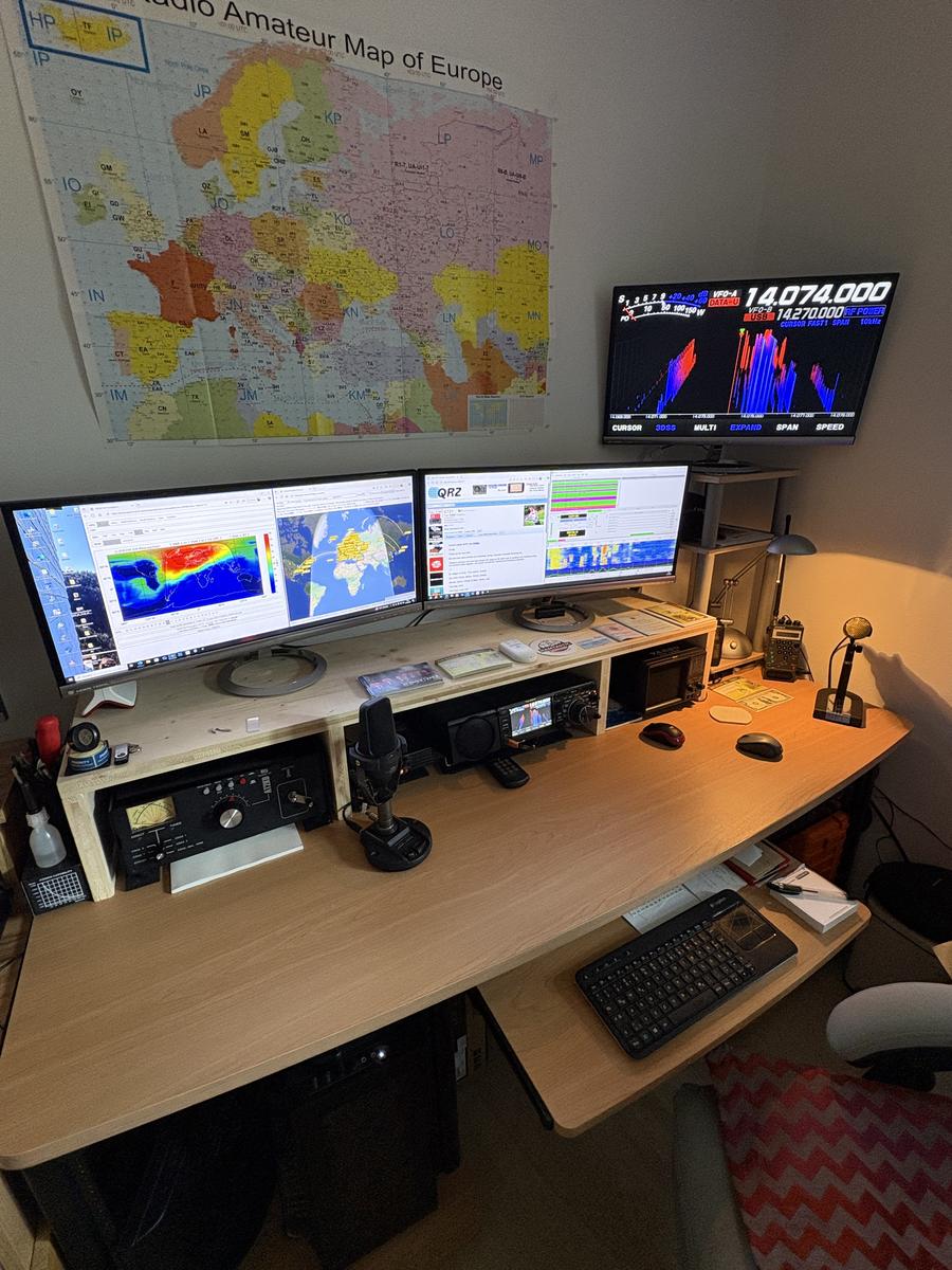 Primary Image for DF8FOX