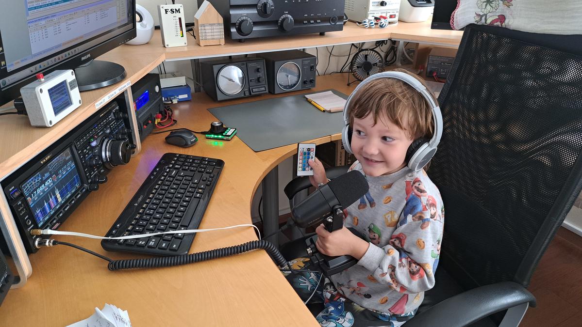 Primary Image for PA0LUX