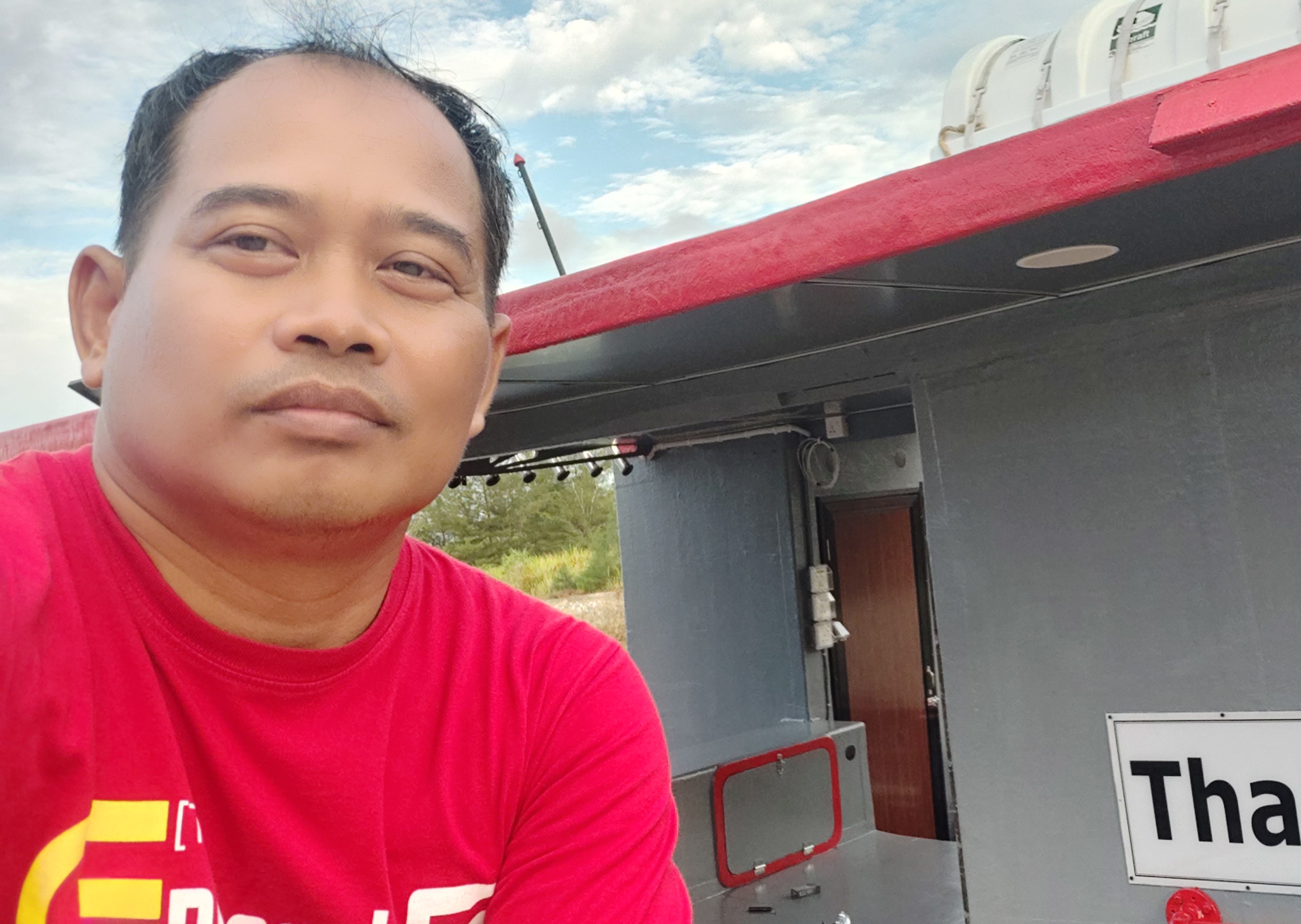 Primary Image for YE5SX