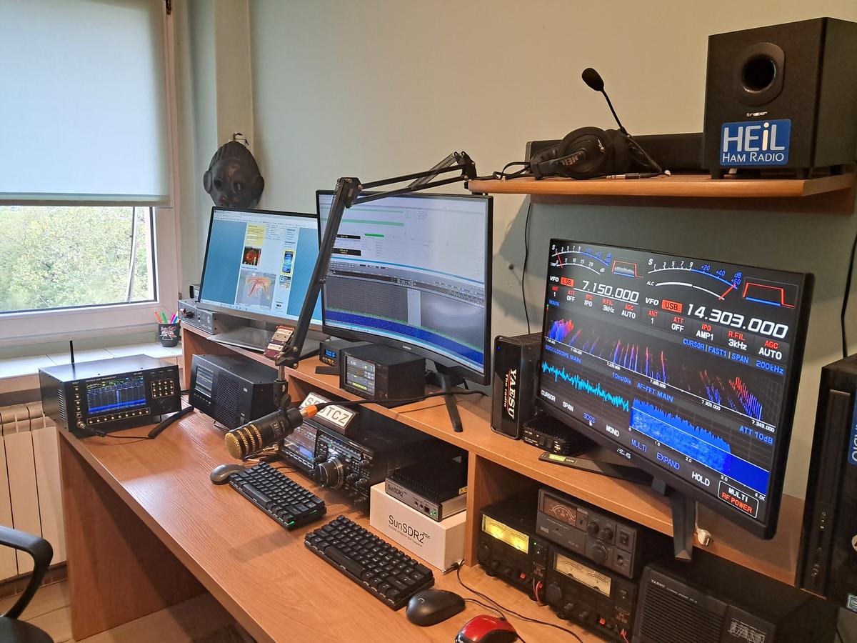 Primary Image for HF9ZZ